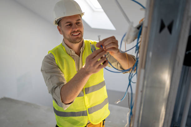 Best Licensed Electrician  in Leominster, MA